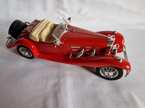 Burago mercedes benz 500 - benz, k