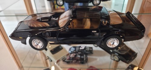 Pontiac trans bandit - am`79,